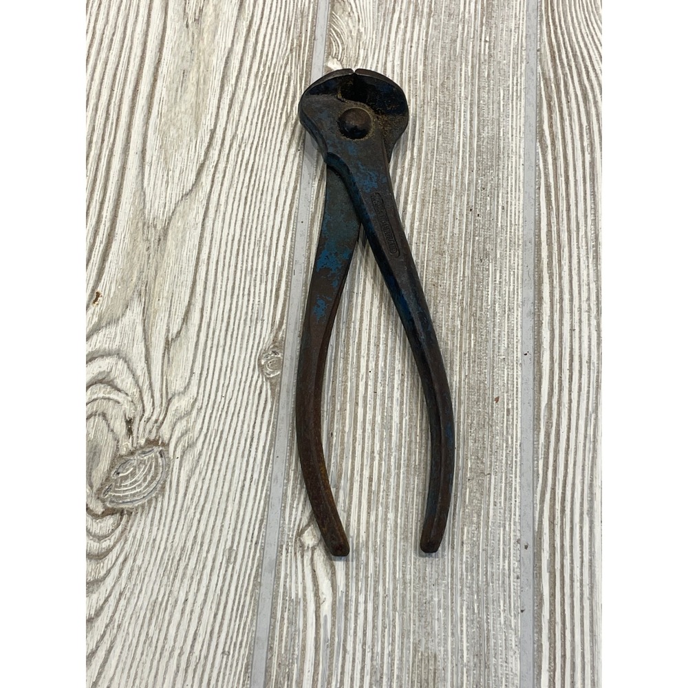 Vintage Made in England End Cutting Nippers Pliers Blue 7 Inch Hand Tool